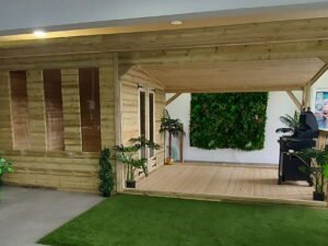 Hot Tub Summer House