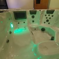 oec_everest_hot_tub_007